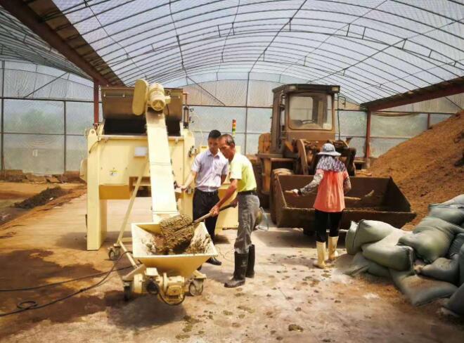 ��S�l�͹޿͑�Ҋ�C