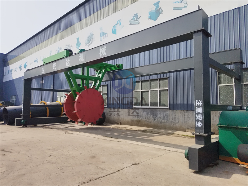 15米跨度輪盤式翻拋機(jī)的獨(dú)特結(jié)構(gòu)之處