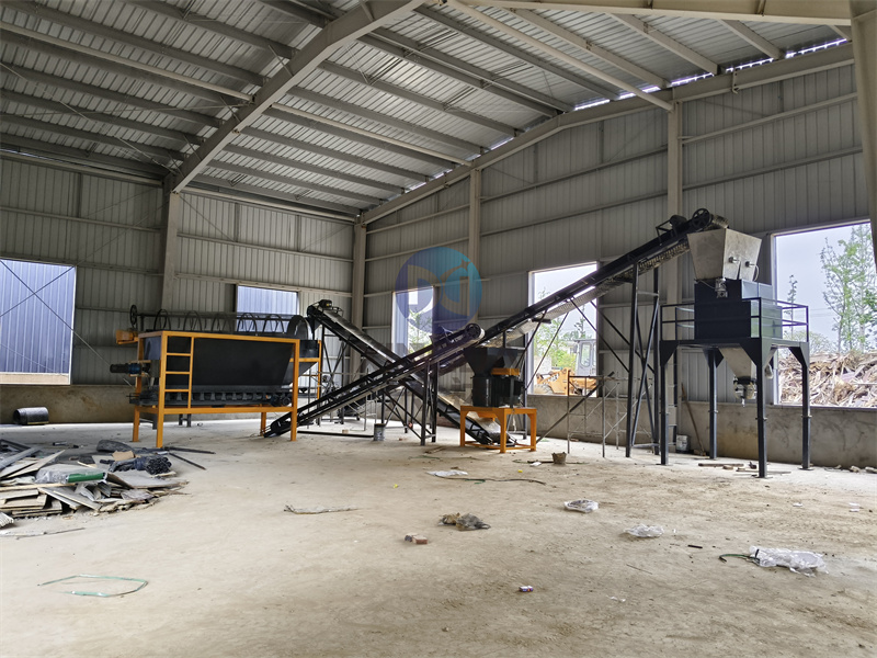 �ЙC�����a���ɰ���ԭ�ϵĳɷ��M�аl��̎��