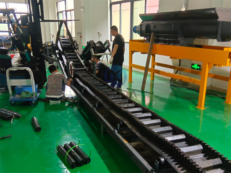 С���u�S�ЙC�����a���е�ݔ���O������Щ��