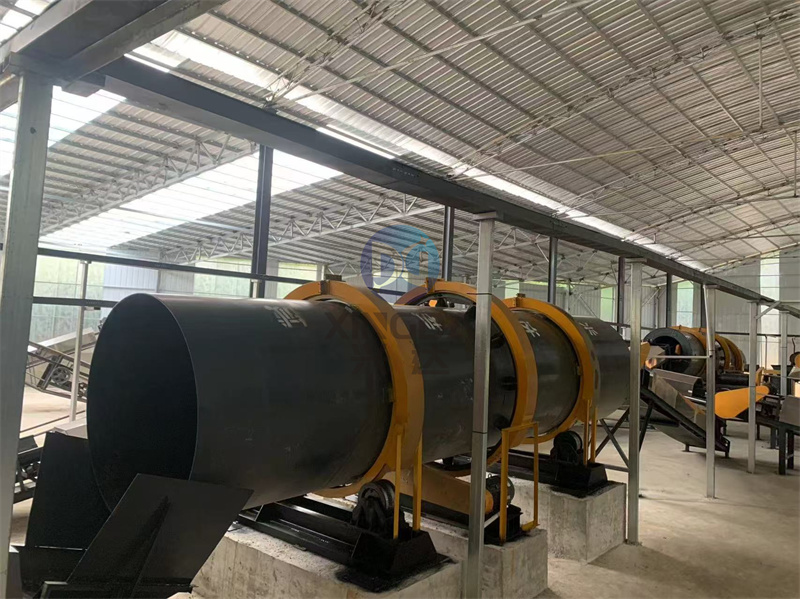 有機(jī)肥生產(chǎn)線制出的顆粒出現(xiàn)表面粗燥后,如何解決?