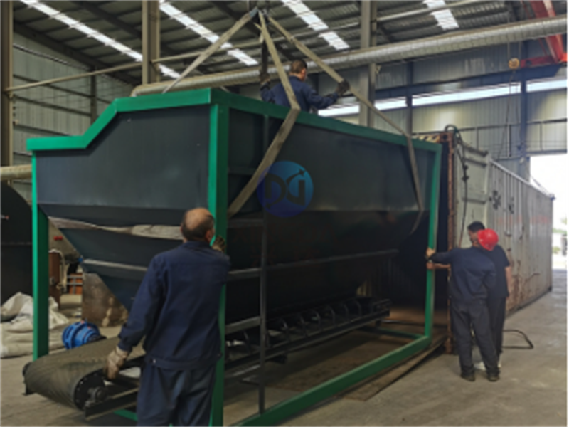 有機(jī)肥鏟車料倉(cāng)的幾個(gè)結(jié)構(gòu)框架特點(diǎn)